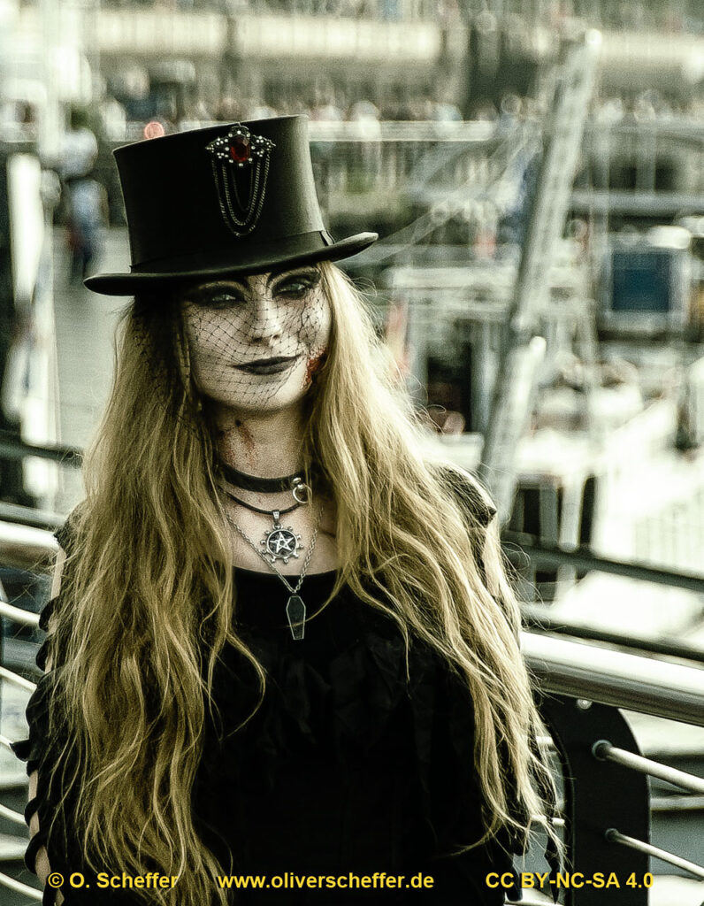 D&uuml;ss-Hell-Dorf_2014